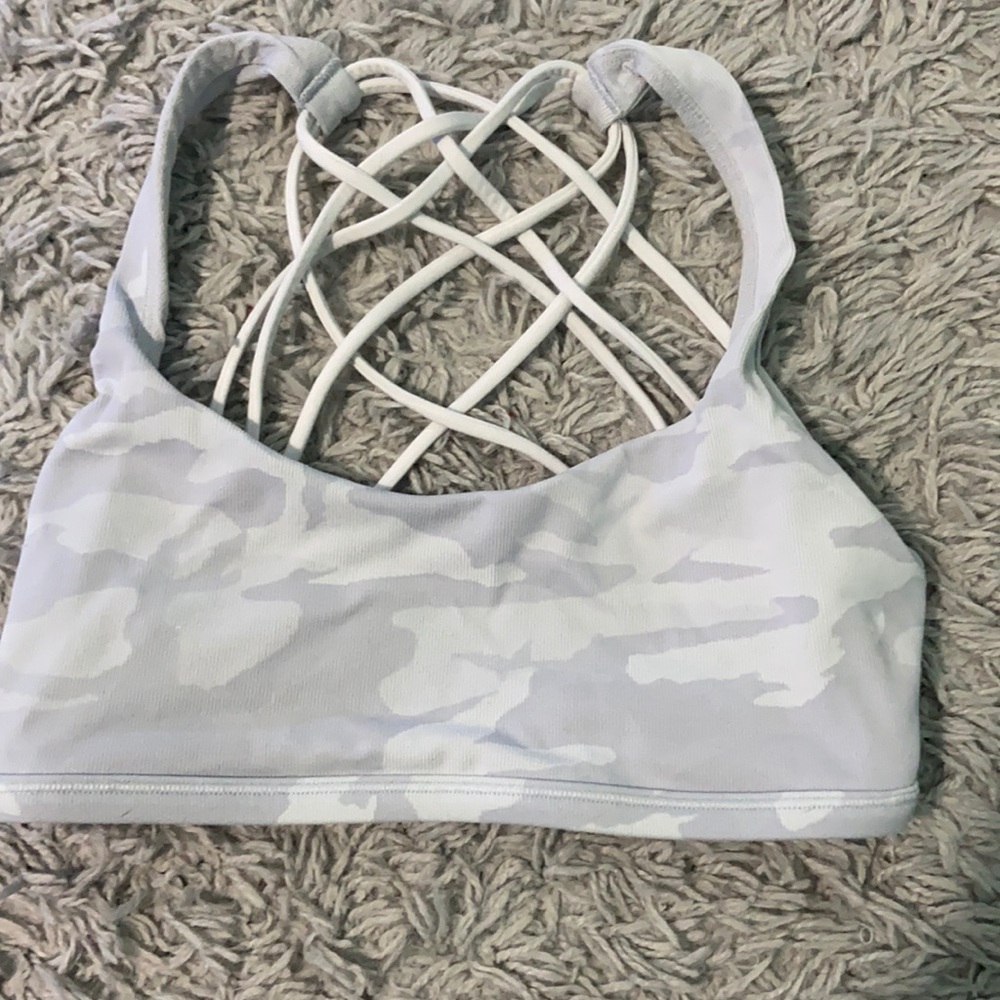 LULE LEMON FREE TO BE SPORTS BRA